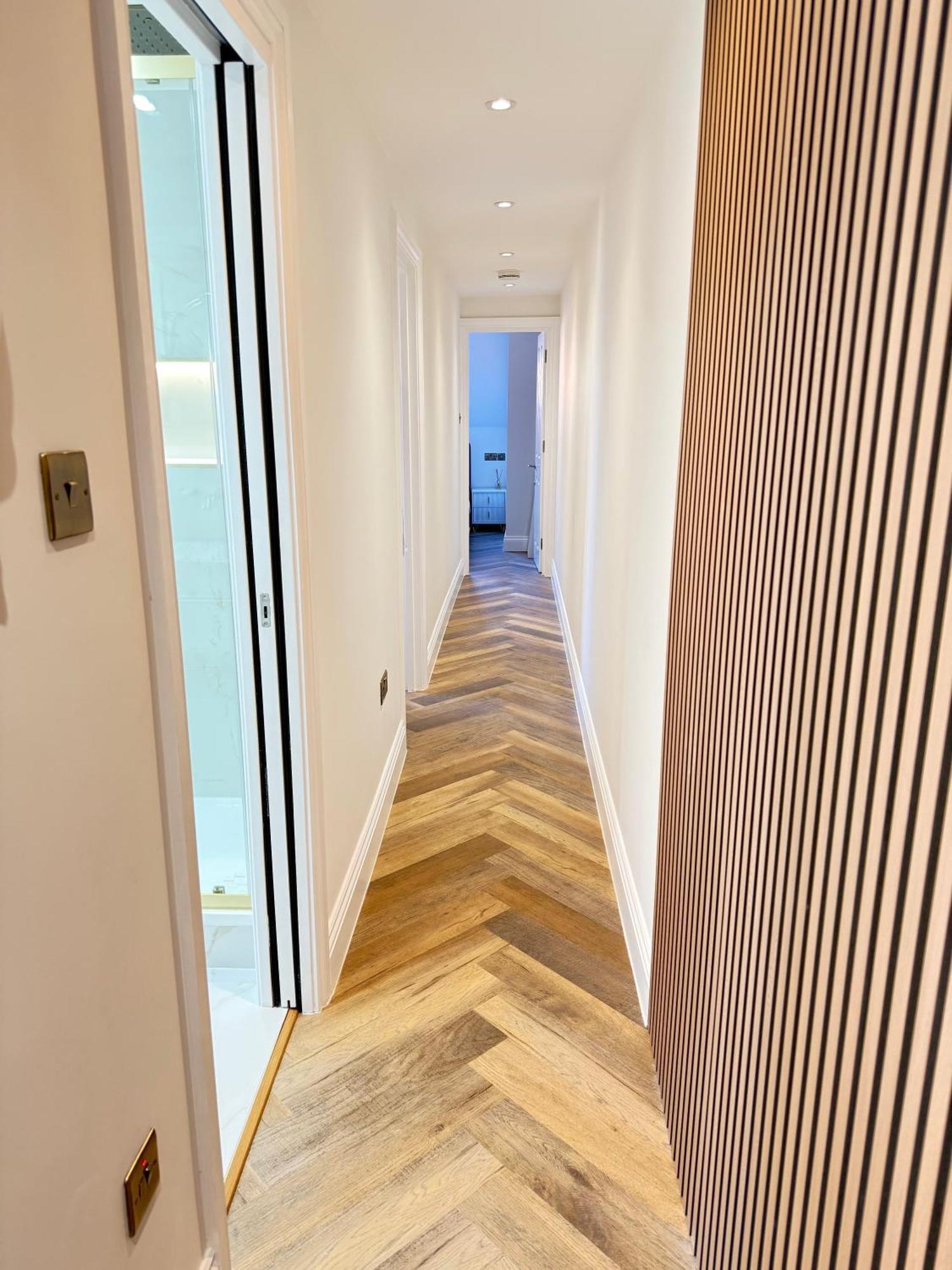 Central, Modern, Westfield, Close To Tube Station London